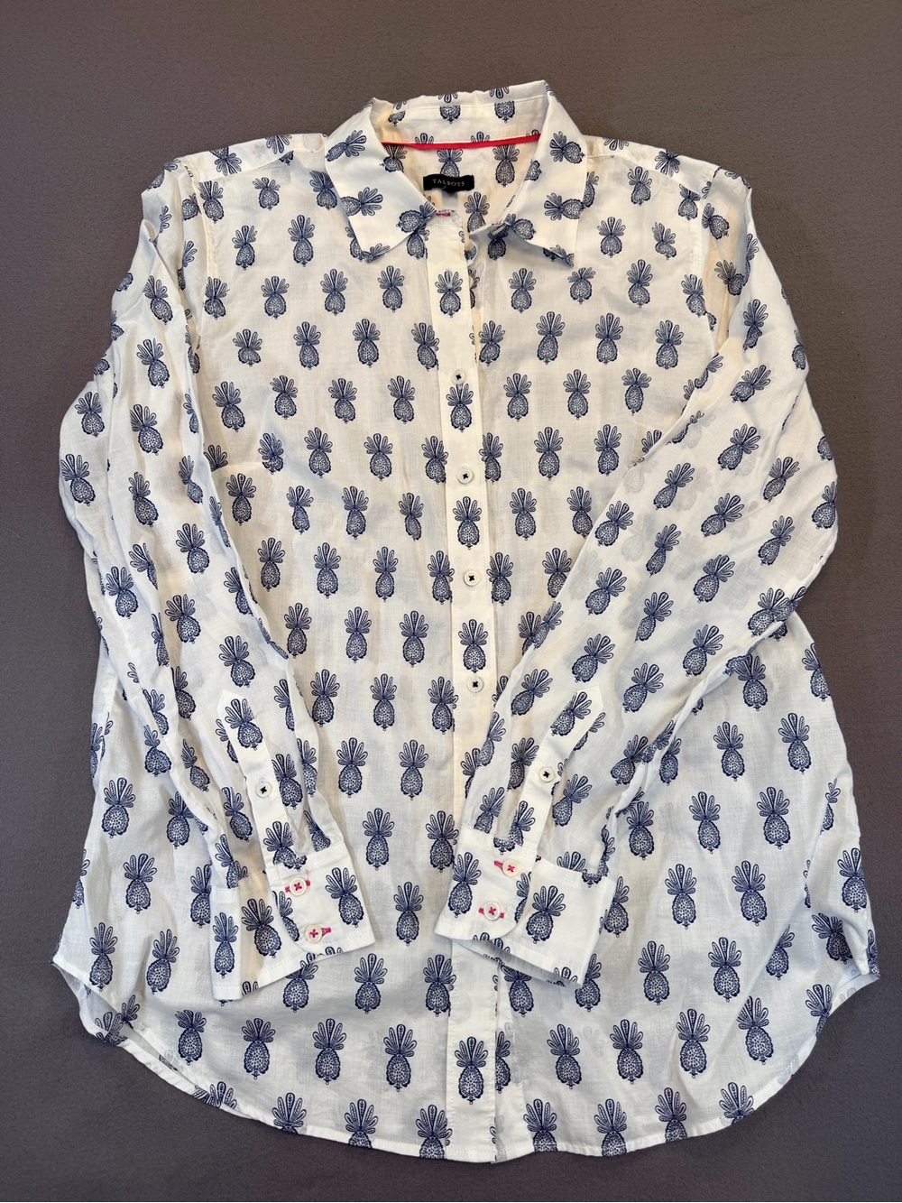 Talbots 100% Cotton White Button-Up Shirt with Navy Floral Motif Women’s Size Sm